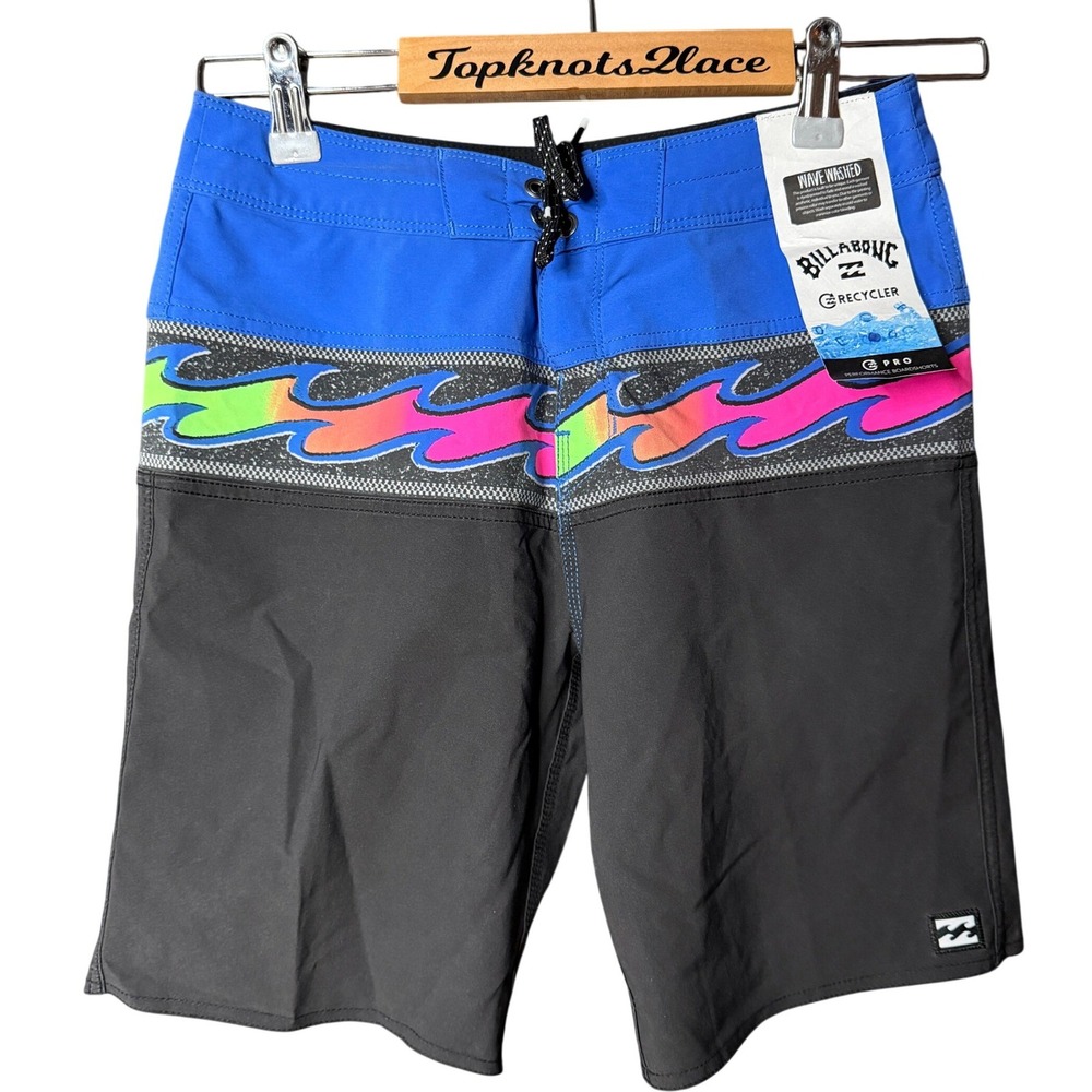 NEW Billabong Momentum Pro Board Shorts Size 26‎
